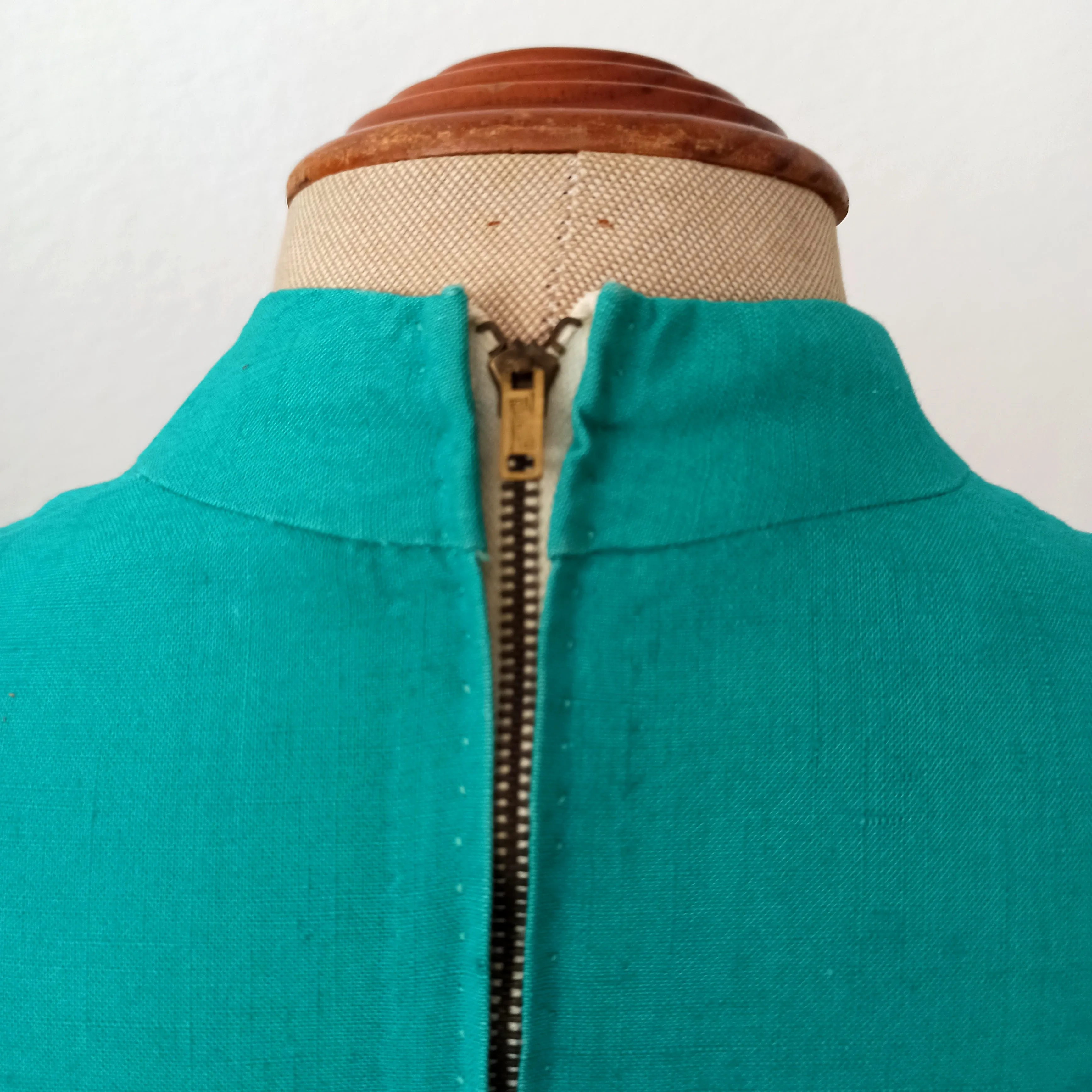1950s - Stunning Green Rayon Dress - W24.5 (62cm)