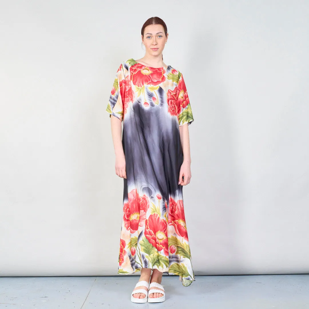 Bold poppy bloom satin kaftan dress