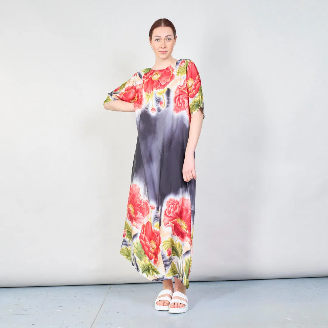 Bold poppy bloom satin kaftan dress