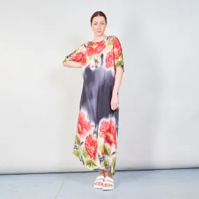 Bold poppy bloom satin kaftan dress