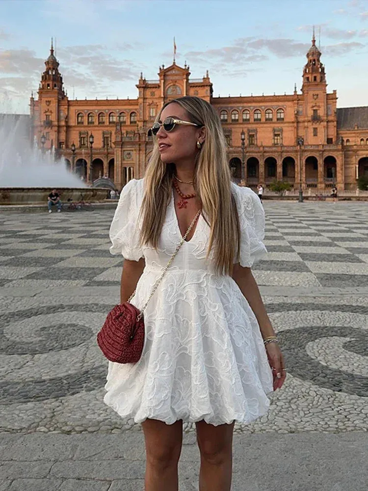Ellie - Elegant mini dress with puff sleeve