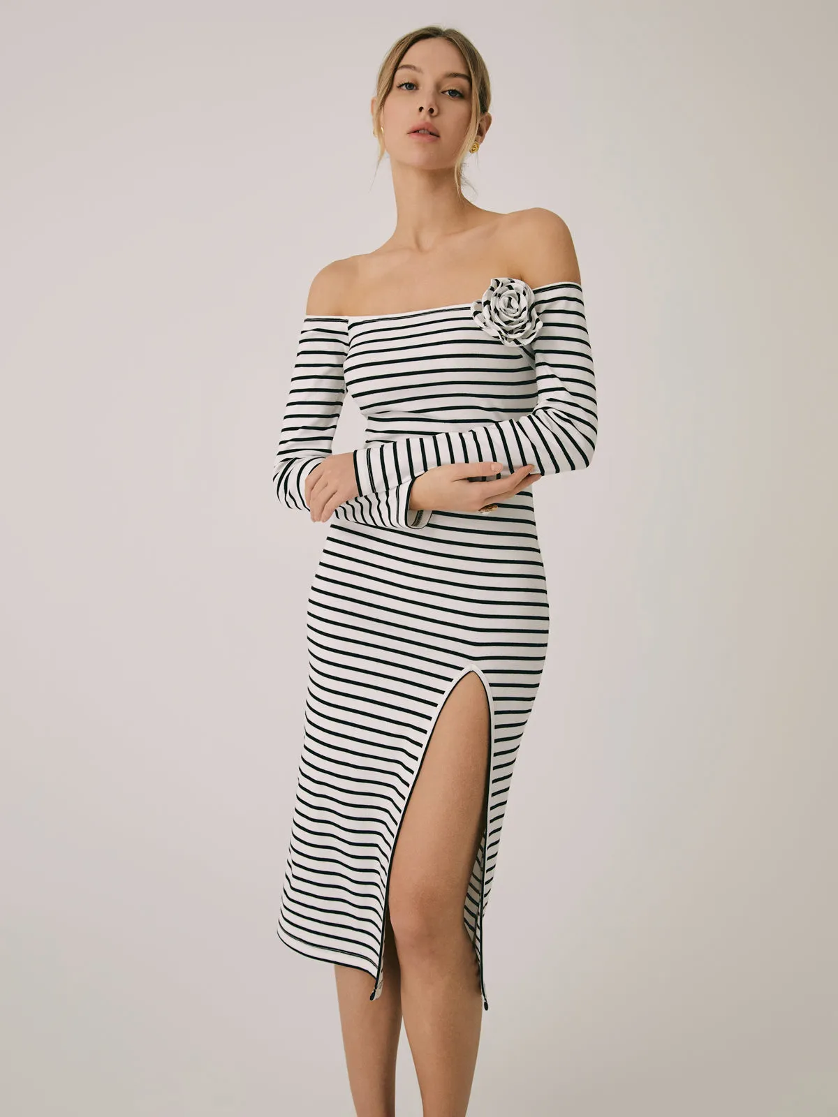 Off-Shoulder Rosette Graceful Split Midi Dress