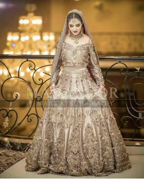 Pakistani Stunning Gold and Ivory Bridal Lehenga Choli # B1931