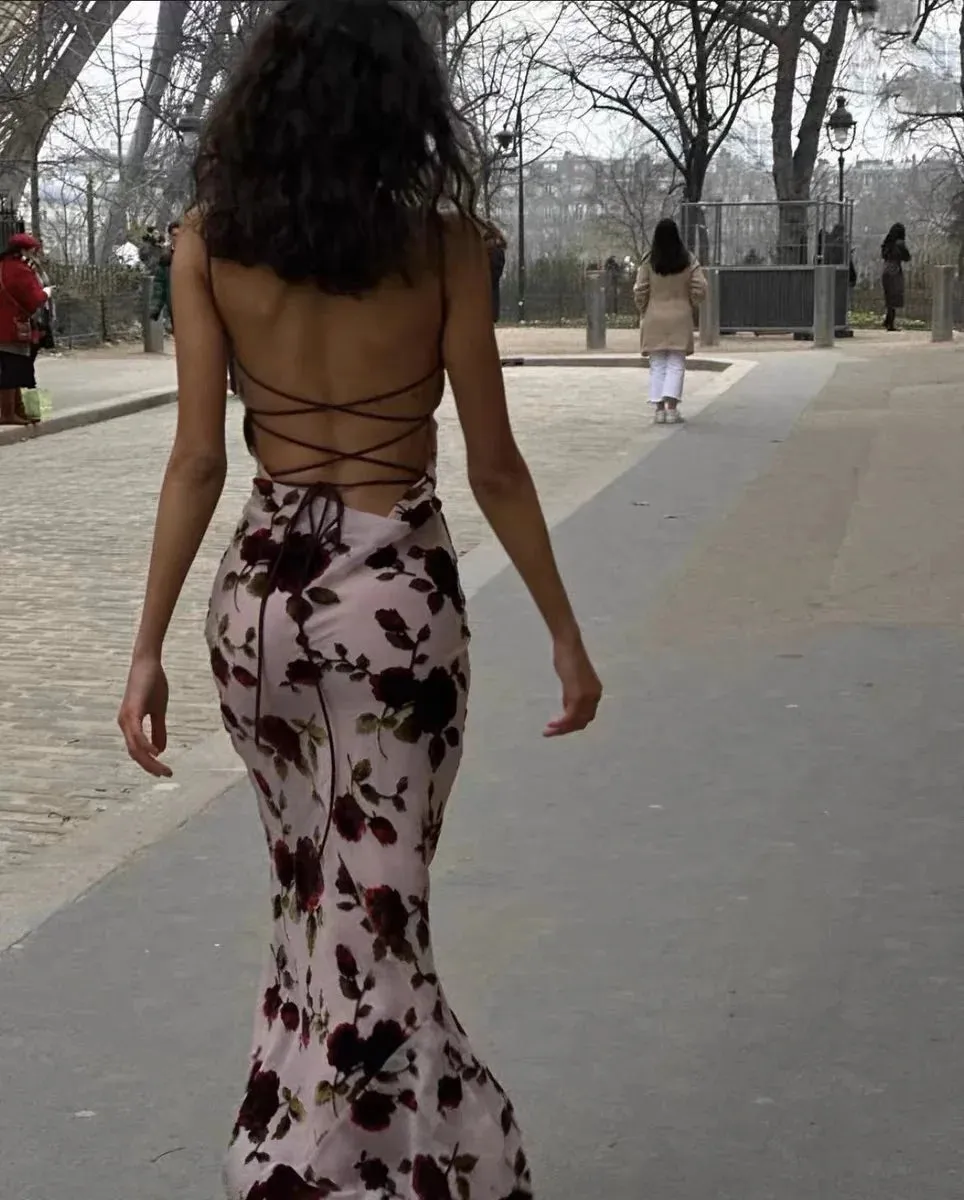 Trend4us Romantic Floral Backless Maxi Dress